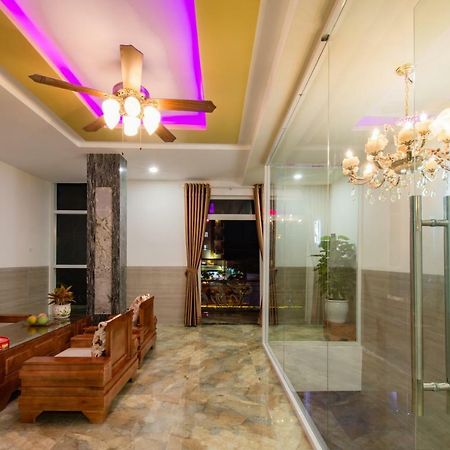 Thoi Binh Hotel Cam Lam Eksteriør billede