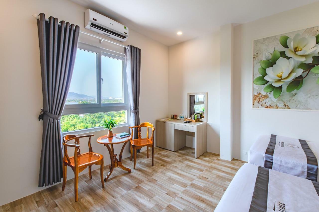Thoi Binh Hotel Cam Lam Eksteriør billede