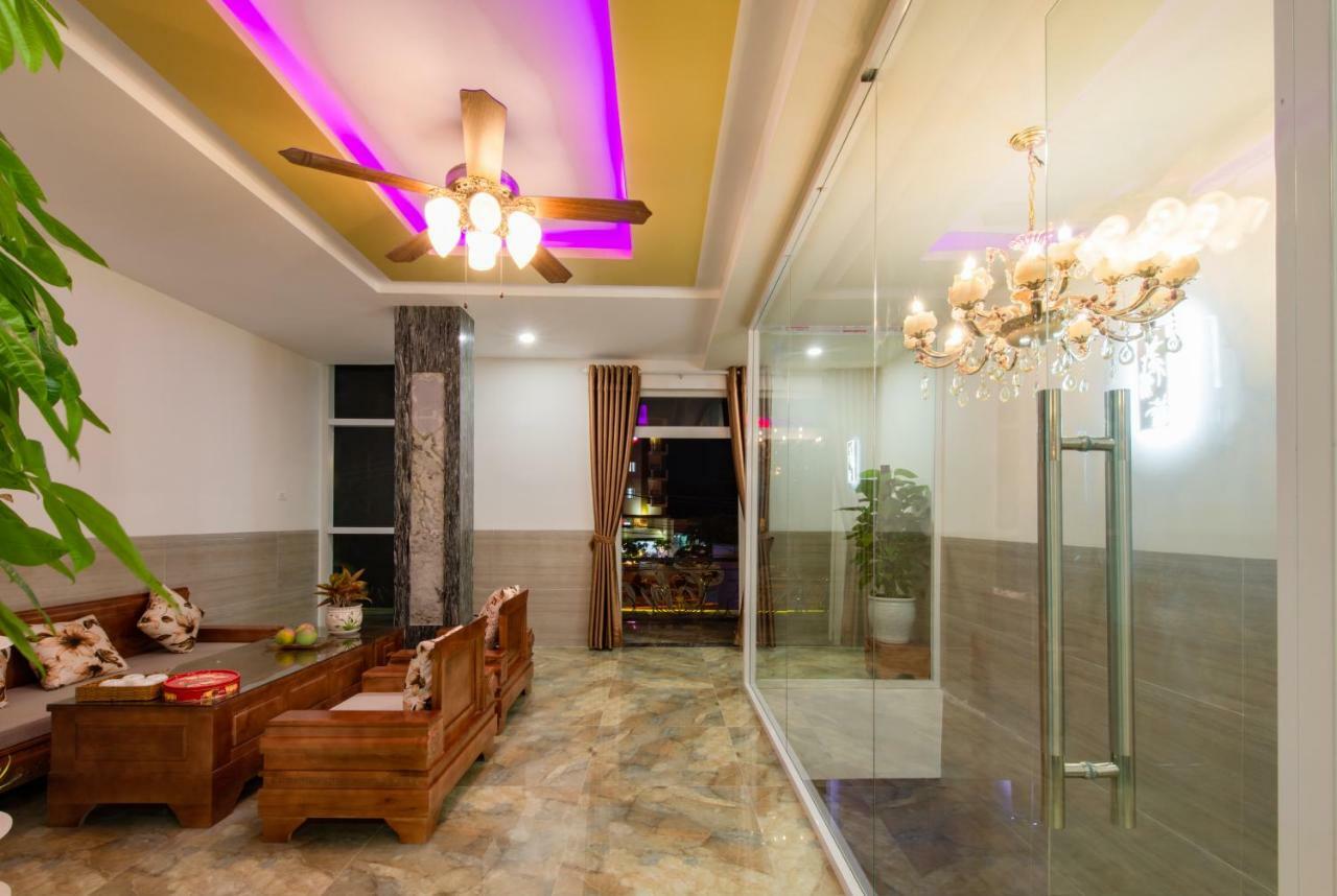 Thoi Binh Hotel Cam Lam Eksteriør billede