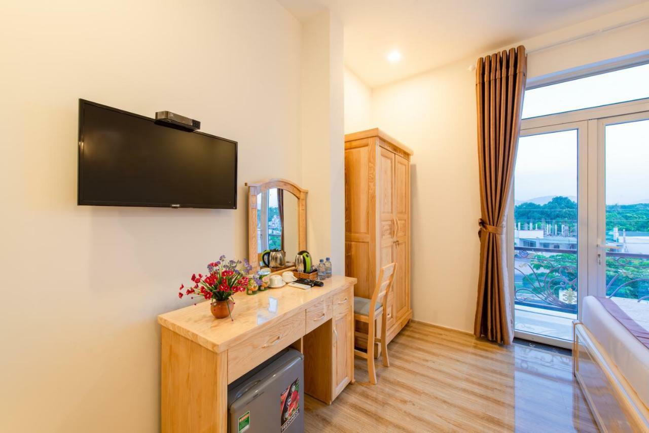Thoi Binh Hotel Cam Lam Eksteriør billede