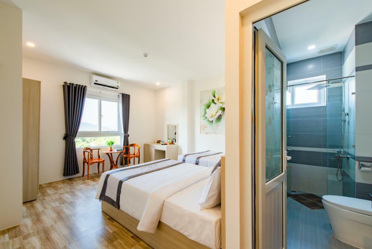 Thoi Binh Hotel Cam Lam Eksteriør billede